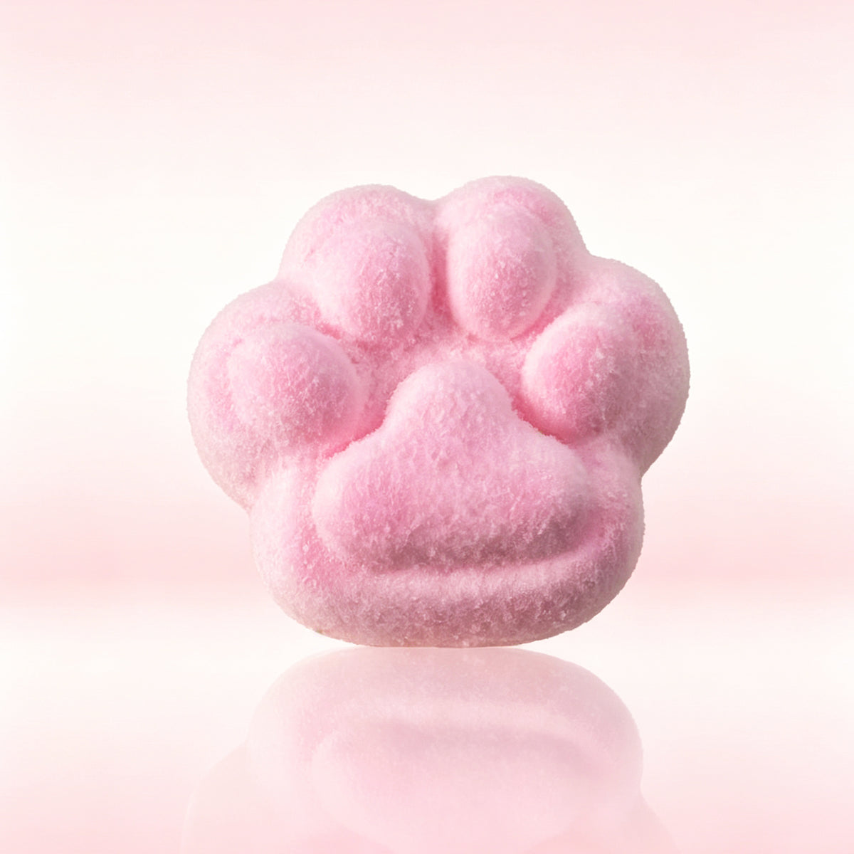 大きな猫の爪をピンクに染めてい　taonini タピオカシュフレ 厚いクリーム　ツルツル 手作り無毒 食品級シリコン スクイーズ ゆっくりとした反動でストレス解消になるおもちゃ