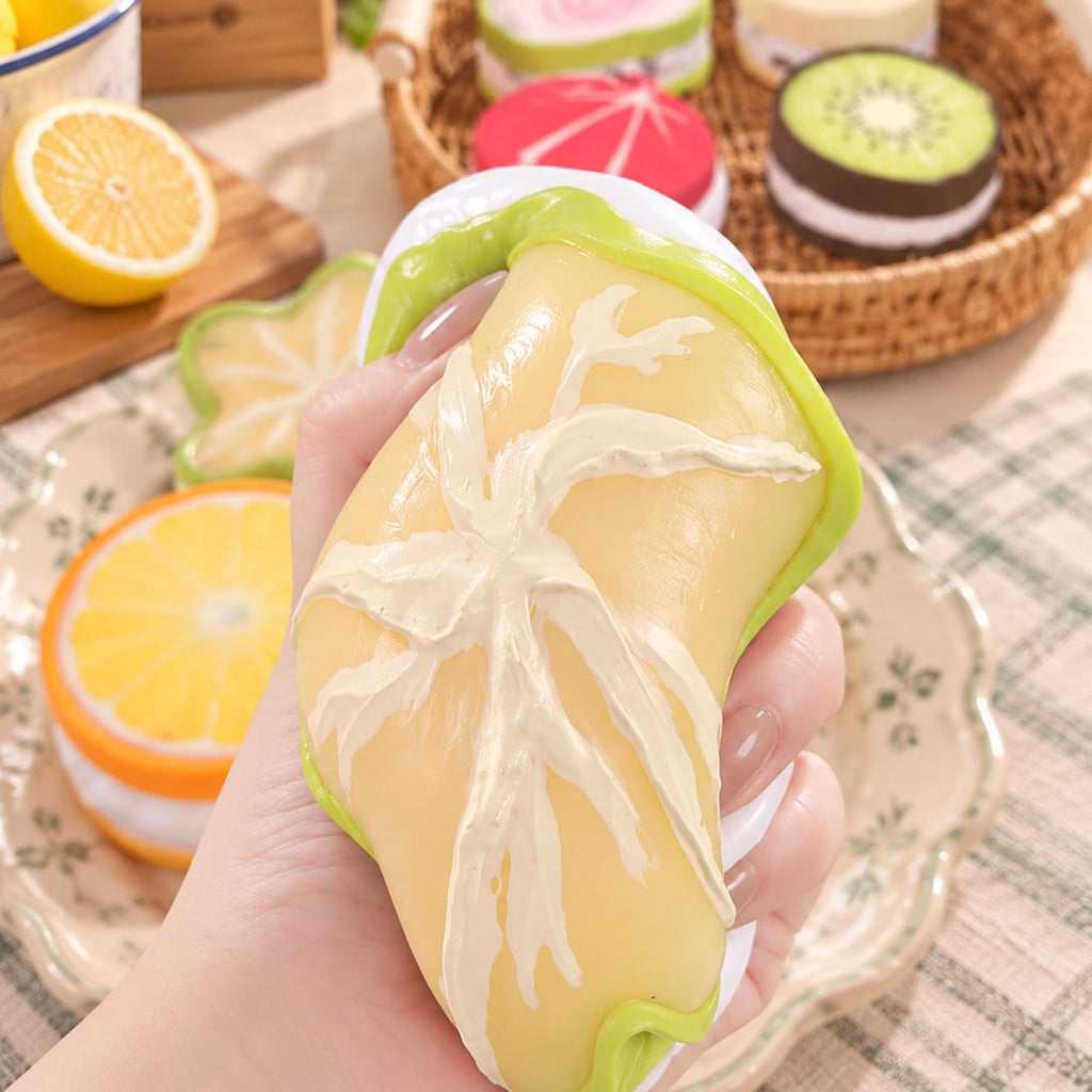 フルーツサンドシリーズ泥感じ　手作り無毒 食品級シリコン スクイーズ 伸張玩具 スクイーズ ゆっくりとした反動でストレス解消になるおもちゃゆっくりとした反動でストレス解消になるおもちゃ