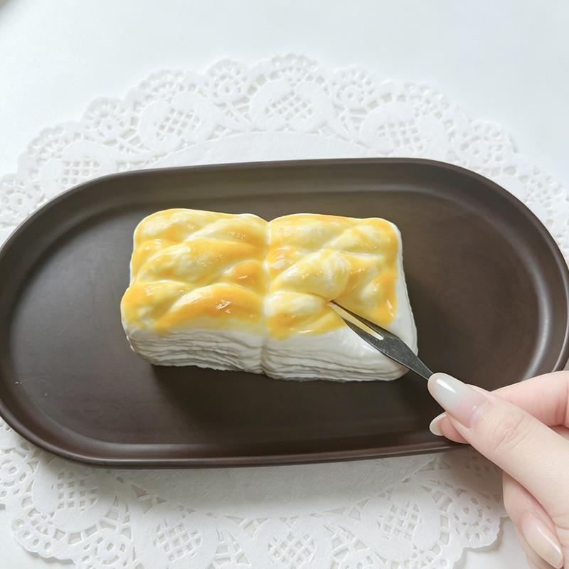 二つ入りツイスト食パンtaonini 二つ入りツイスト食パン 泥感　ツルツル 手作り無毒 食品級シリコン スクイーズ ゆっくりとした反動でストレス解消になるおもちゃ