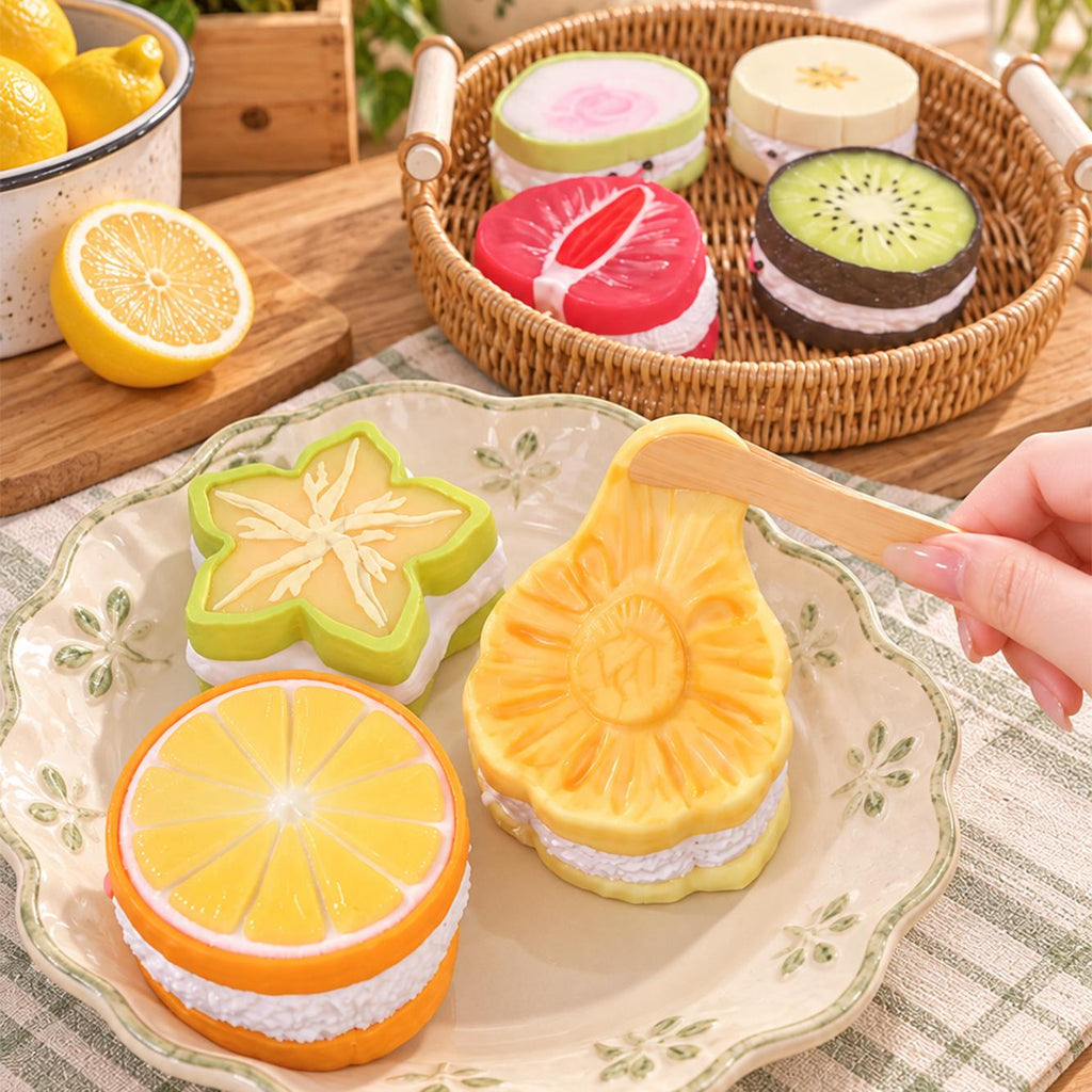 フルーツサンドシリーズ泥感じ　手作り無毒 食品級シリコン スクイーズ 伸張玩具 スクイーズ ゆっくりとした反動でストレス解消になるおもちゃゆっくりとした反動でストレス解消になるおもちゃ